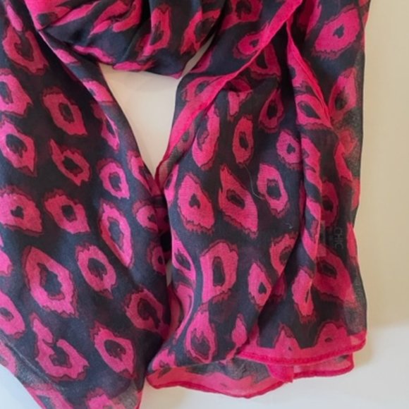 Chic by JACOB Red & Black Leopard Print Shear Scarf ~ NWOT - Picture 5 of 11